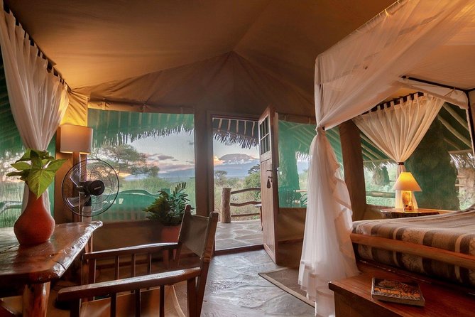 15 Days Classic Kenya & Tanzania + Zanzibar Beach Holiday - Crossing into Tanzania on Day 8