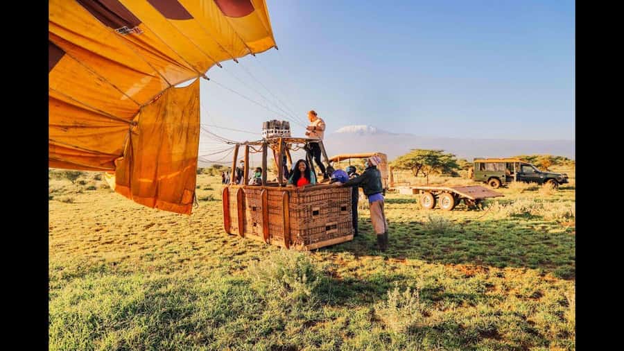 3 Days Maasai Mara Group Safari using a 4x4 Landcruiser - Why this three-day Mara trip works