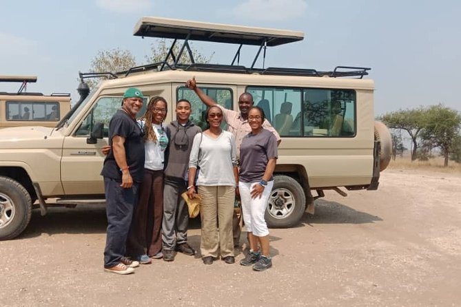 3 Days Maasai Mara Small Group Safari in a 4 x4 Land Cruiser Jeep - The early Nairobi pickup and long road south