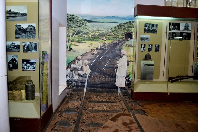 3 Hours Nairobi National Museum - A look at Nairobi Snake Park