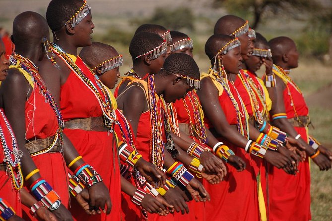 5 Days/4 Nights Kenya Safari - Meals, lodging, and extra costs