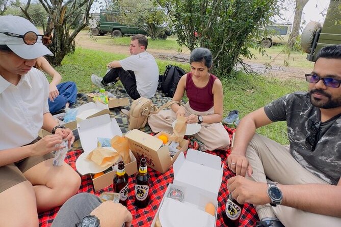 5 Days Getaway adventure to Masai Mara,L.Nakuru and L.Naivasha - The Maasai village visit on the way to Nakuru