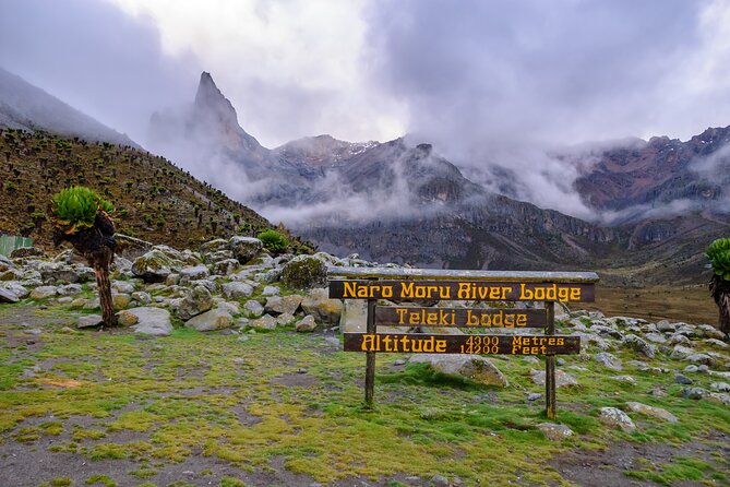 5 Days Mount Kenya Climbing Via Chogoria Sirimone Route - Why this five-day Mount Kenya route works