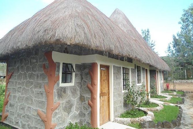 5 Days safari to Maasai Mara ,Lake Nakuru and Hell's gate national park - A one-hour boat ride on Lake Naivasha