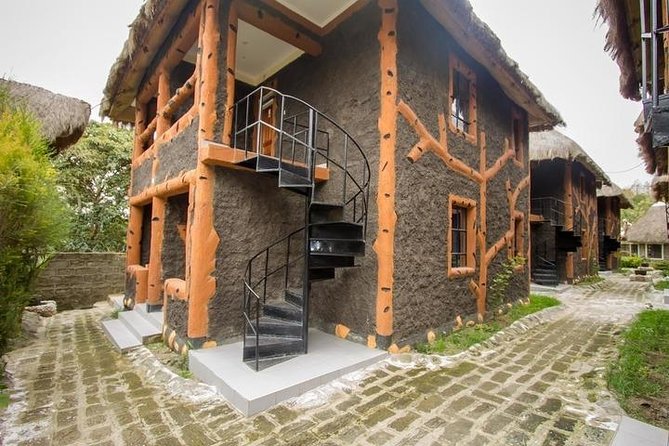 5 Days safari to Maasai Mara ,Lake Nakuru and Hell's gate national park - What the $1,831.56 price really covers