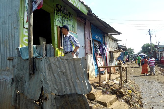 Afternoon Kibera Slum Tour - What the guides add to the experience