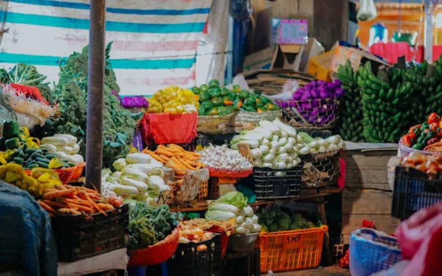 Authentic Kenyan Cooking Class & Market Tour in Nairobi - The small-group feel and possible limitations