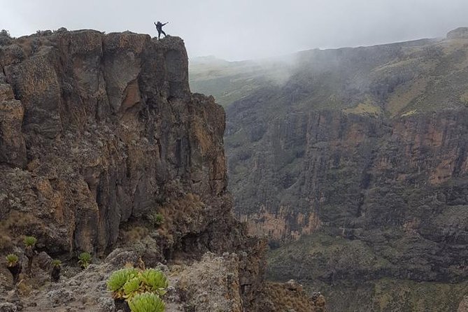 Climbing Mount Kenya 5 Days Via Chogoria Route - Key points at a glance