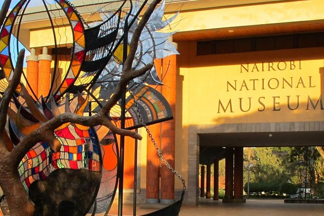 Day Tour Nairobi Museum, Giraffe Centre & Nairobi National Park - The city-and-wildlife photographs