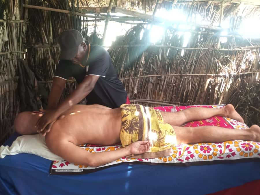 Diani Beach: Authentic Traditional Massage with Sea View - Finding the meeting point near the beach bathrooms