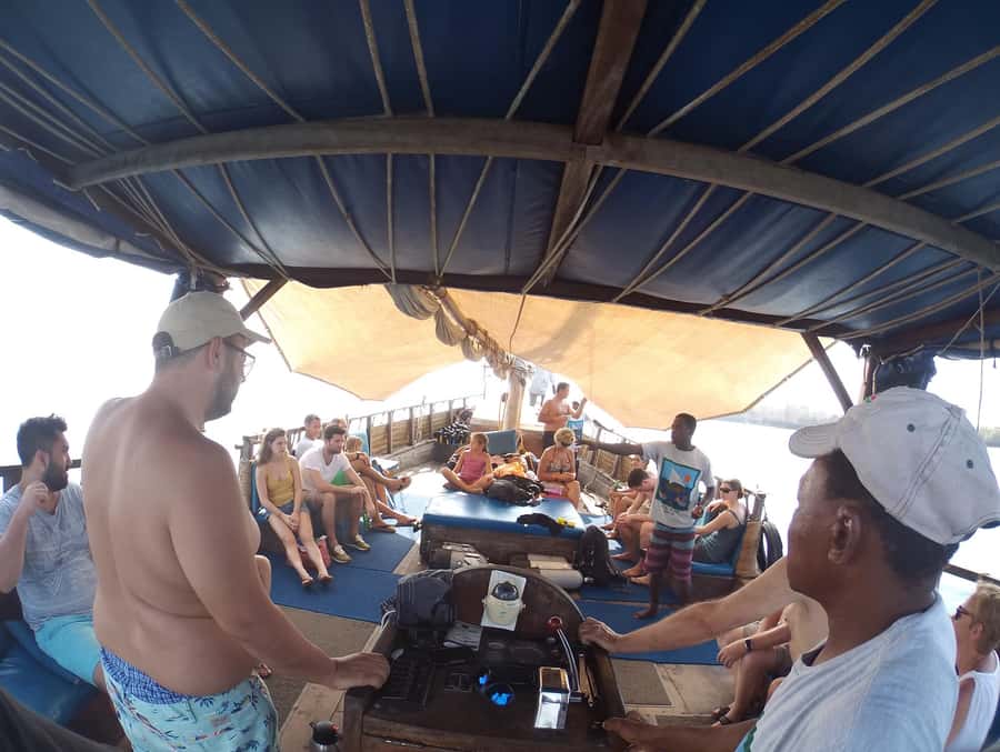 Diani Beach: Kisite Marine Park Dhow & Snorkeling with Lunch - Should you book the Kisite dhow safari?
