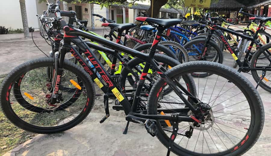 Diani Beach: Village tour on a bike with hotel pick-up - Why cycling reveals a different side of Diani