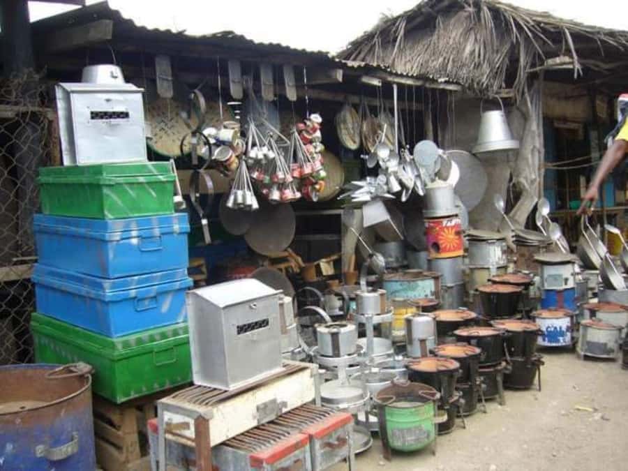 Diani bush tour - How to handle purchases, donations, and tips