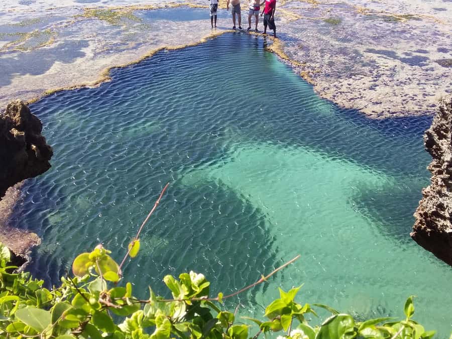 Diani: Snorkeling and Swimming at African Pool in Tiwi Beach - Swimming through caves at African Pool