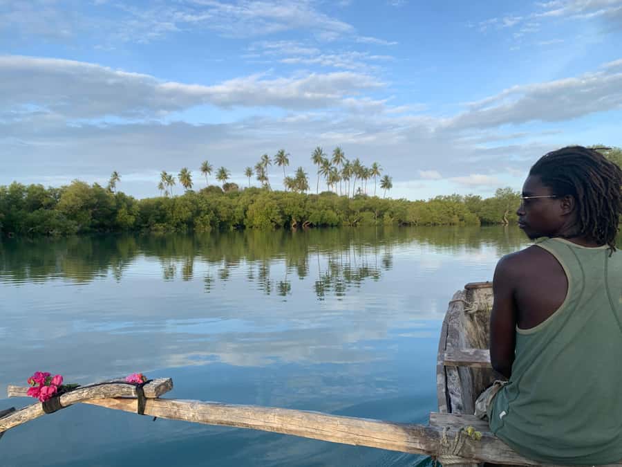 Diani: Sunset Canoe Tour along the River with Mangroves - Two hours through mangrove creeks