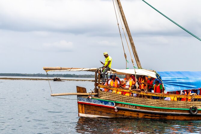 Dolphin Watch & Snorkeling at Kisite Marine Park & Wasini Island - Reaching Kisite Mpunguti Marine Park by dhow