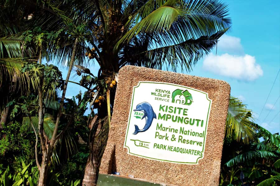 From Mombasa: Kisite Mpunguti Marine Park and Wasini Island - The early drive to Shimoni