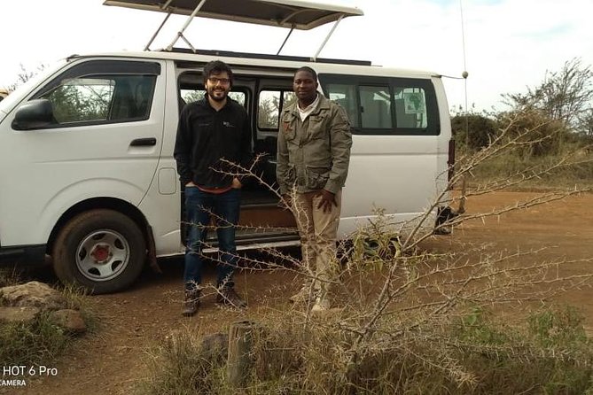 Giraffe center, stedmark animals haven & Nairobi Park Tour - The open-roof drive through Nairobi National Park