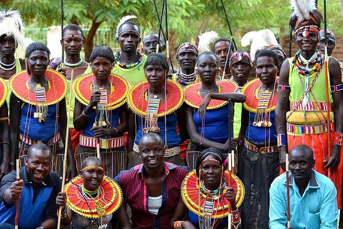 Giraffe Centre, Elephant Orphanage, and Bomas of Kenya Day Tour from Nairobi - The Giraffe Centre brings you eye to eye