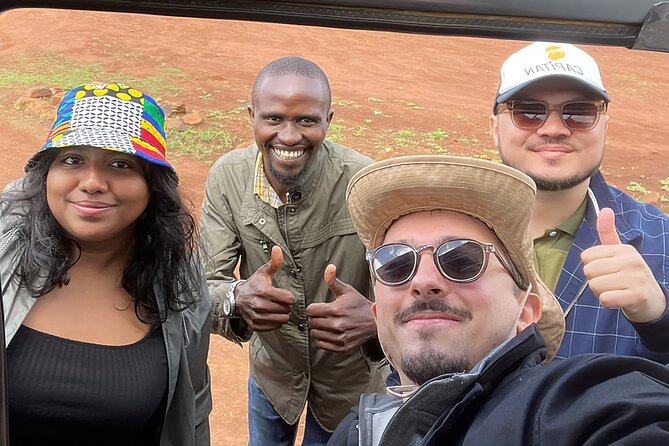 Half-Day Nairobi National Park Private Tour with admission - The optional Kobe Tough Beads visit