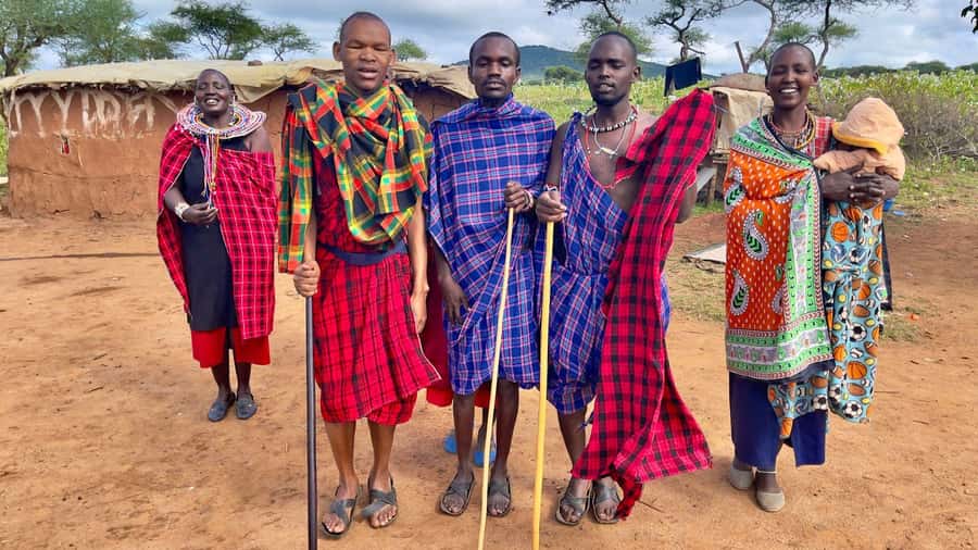 Kenya: Maasai Village Visit with Traditional Dance Show - Who will enjoy this most