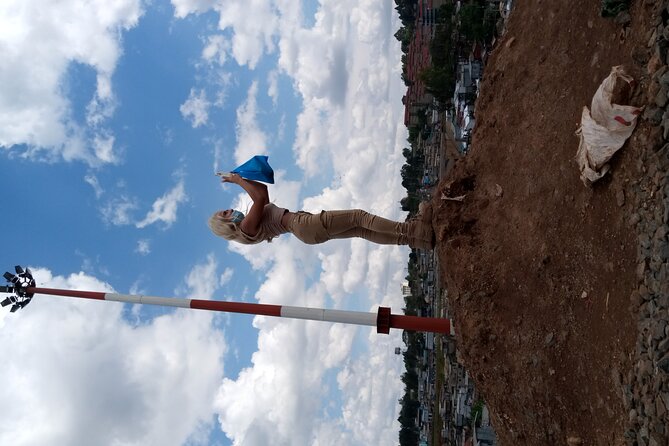 Kibera slum tour with Lucas - Toi Market: clothes, food, and hardware