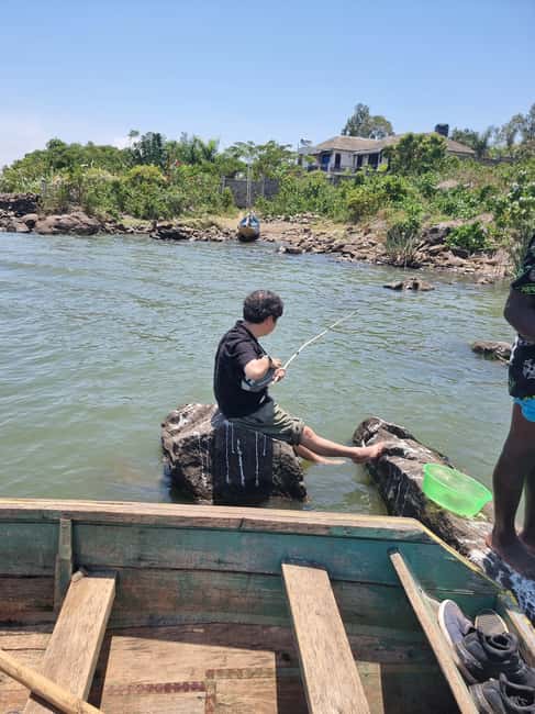 Kisumu Lake Victoria Boat Ride and Hippo Hunt - Meeting Jack Williams beside the boats