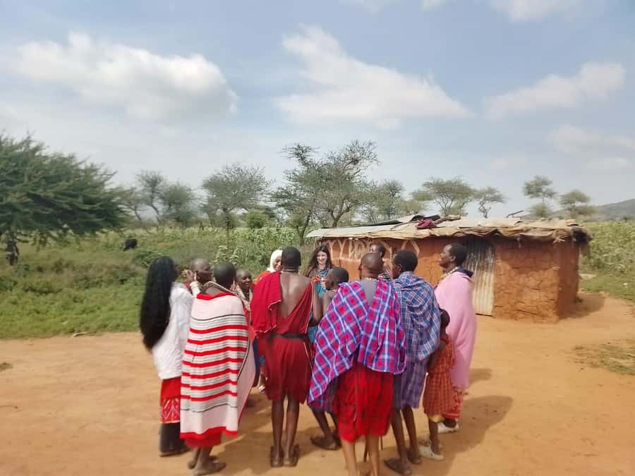 Maasai Village: Cultural Experience of The Maasai Tradition - A welcome of songs, jumping, and Maasai stories