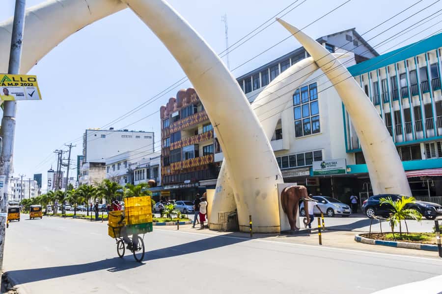 Mombasa City Tour: Fort Jesus Museum, Old Town & Haller Park - Mama Ngina Waterfront at 10 am