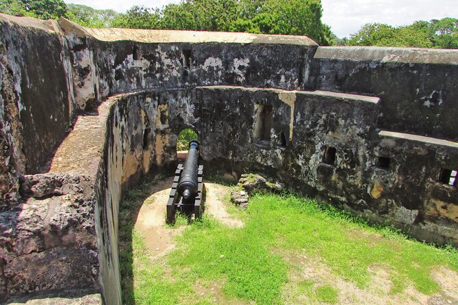 Mombasa City Tour - Fort Jesus, Old Town, Spice Town & Craft - Marikiti Mtaani and Mombasa’s spice trade
