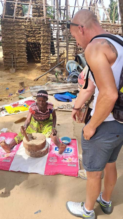 Mombasa Cultural & Wildlife Experience - Guides, languages, and transport choices