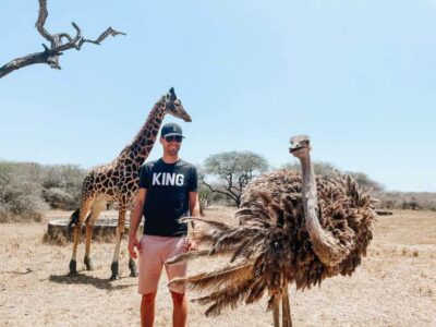 Mombasa: Guided Nature Walk Amongst Giraffes