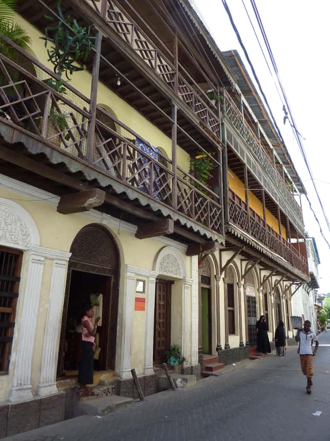 Mombasa: Historical Guided city tour. Old town, Fort Jesus - Who will get the most from this walk