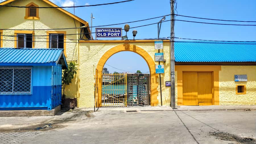 Mombasa: Private City Tour with Fort Jesus & Haller Park - Haller Park after the city streets
