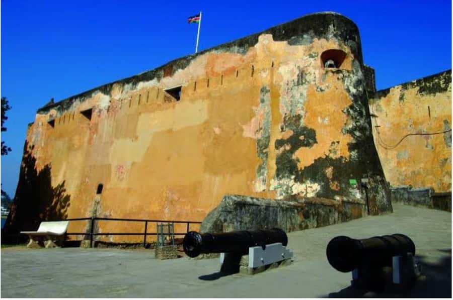 Mombasa: Tusks, Fort Jesus, Old Town, Beach and City Tour - Key points to know before booking