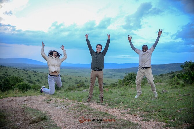 Multi Day Masai Mara Lake Nakuru Park Hellsgate Park Tour - Day 1: Nairobi to the Masai Mara by way of the Rift Valley