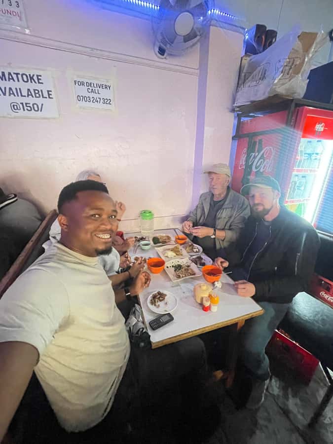 Nairobi: 1 Hour Gastronomic and Street Food tour of Nairobi - Twenty minutes of tasting: more than one Kenyan favorite