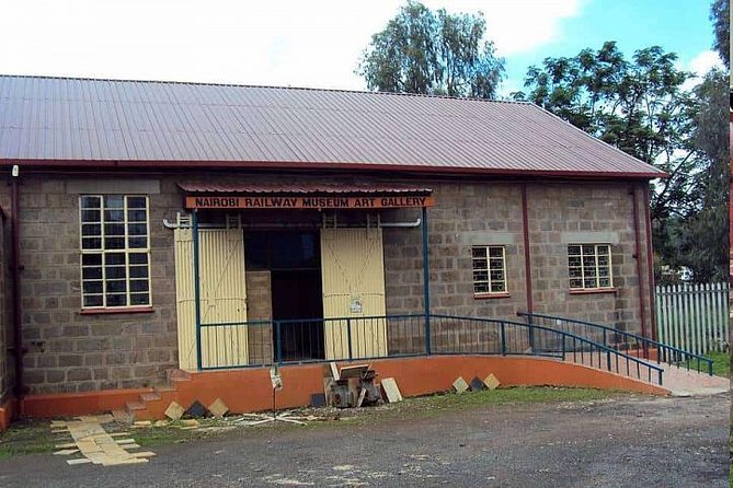 Nairobi 3 Museums and Bomas of Kenya day tour. - Nairobi Railway Museum: the Lunatic Express in one hour