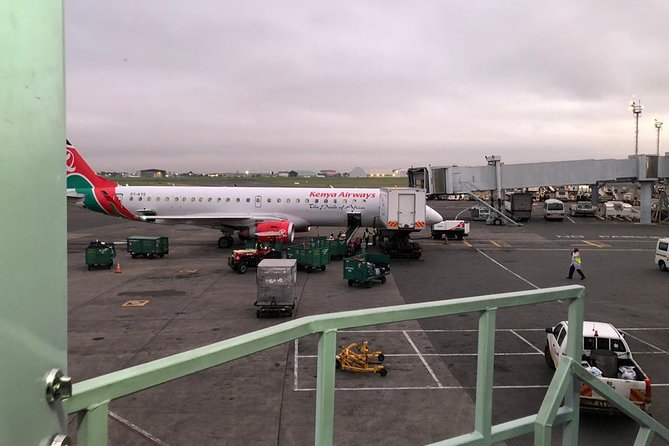 Nairobi: Airport and Hotel Private Transfers. - The 40 to 90 minute ride into Nairobi