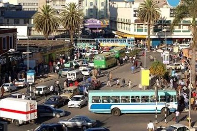 Nairobi City Walking Guided Half-Day Tour - Market shopping with help from your guide