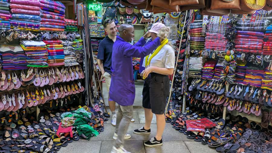 Nairobi City: Walking tour with Lifestyle and History. - Maasai Market and choosing Kenyan souvenirs