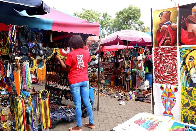 Nairobi City Walking Tour with Traditional Kenyan Lunch - Starting at Uhuru Park at 9 a.m.