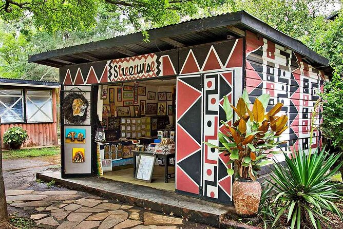 Nairobi cultural souvenir shopping tour with a local - Matbronze Wildlife Art for a final statement piece