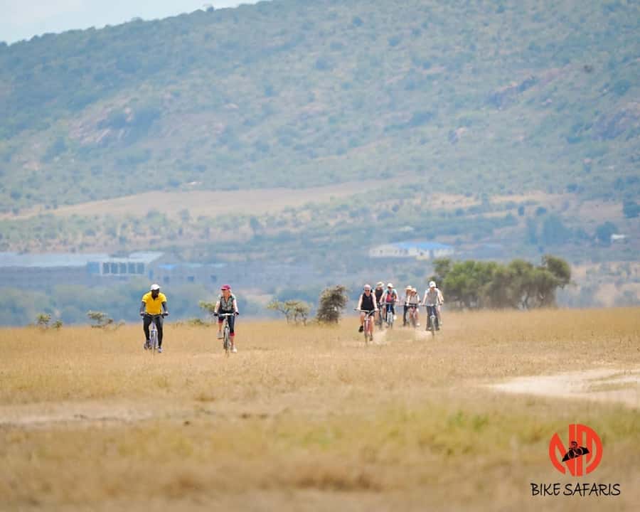 Nairobi: E-Bike/Cycling Wildlife Safari with Transfer & meal - Safety briefing, bicycle choice, and the first trail