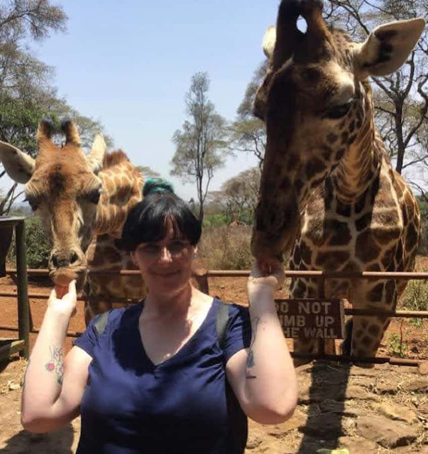 Nairobi: Elephant Orphanage, Beads Factory , giraffe center - Meeting Maasai bead makers at Kobe Tough Beads & Leather