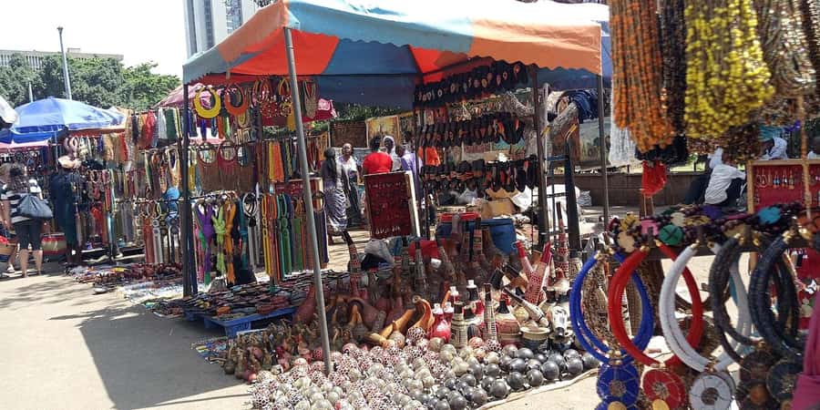 Nairobi: Explore Maasai Market for Unique Souvenirs - What the $10 price really gives you