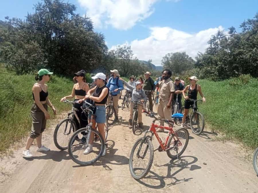 Nairobi:Group Hell's Gate National Park & Lake Naivasha Tour - Lake Naivasha brings a quieter second half