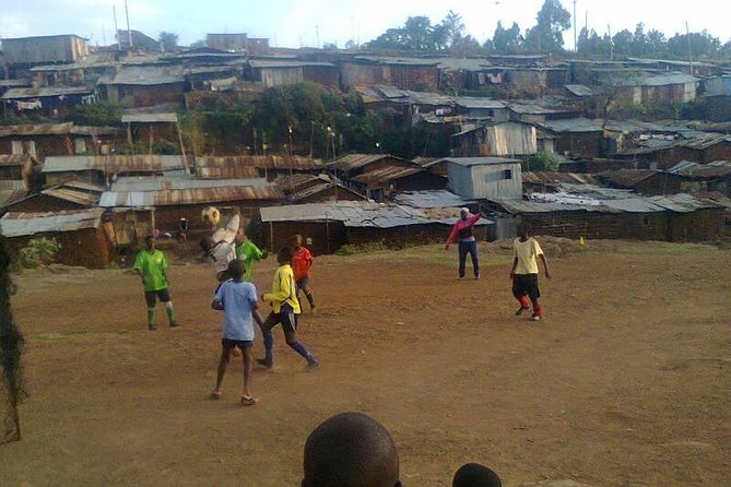 Nairobi Guided Tour to Kibera Slums - The drive through Ngong Road and arrival at Soweto Village
