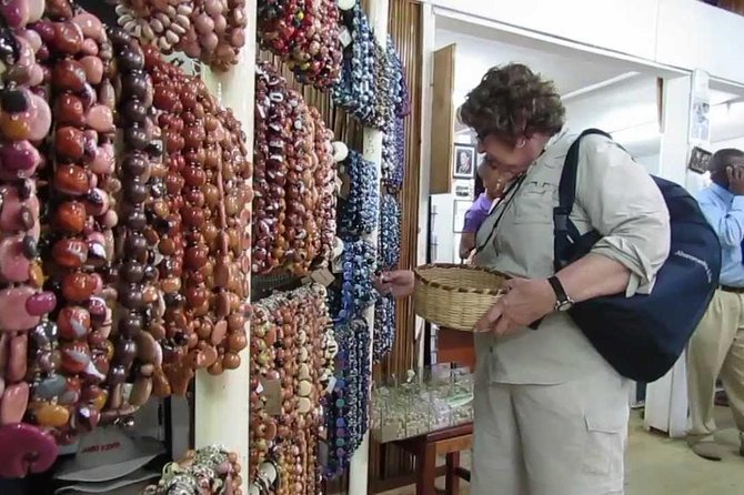 Nairobi Highlights: Karen Blixen, Beads Factory & Giraffe Center Day Tour - Who should book this Nairobi day tour?