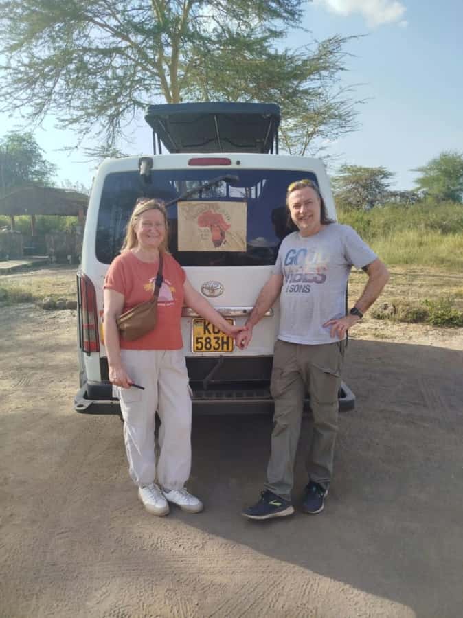 Nairobi National Park: Half-Day Group Tour with Pickup - Rhinos, giraffes, and the big-five question